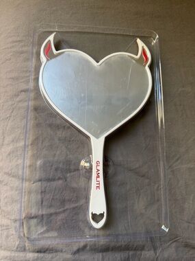 GlamLite Daus Colab Heart Hand Mirror in Pink White & Red